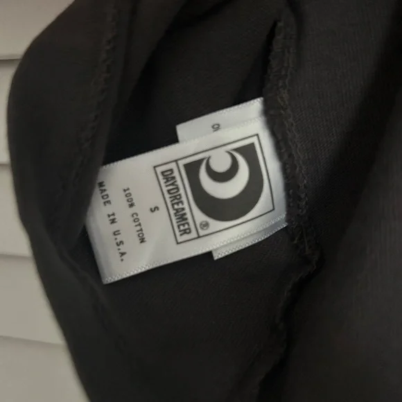 NWT Daydreamer Loretta Lynn Band Tee Charcoal Graphic Tee - Picture 4 of 4